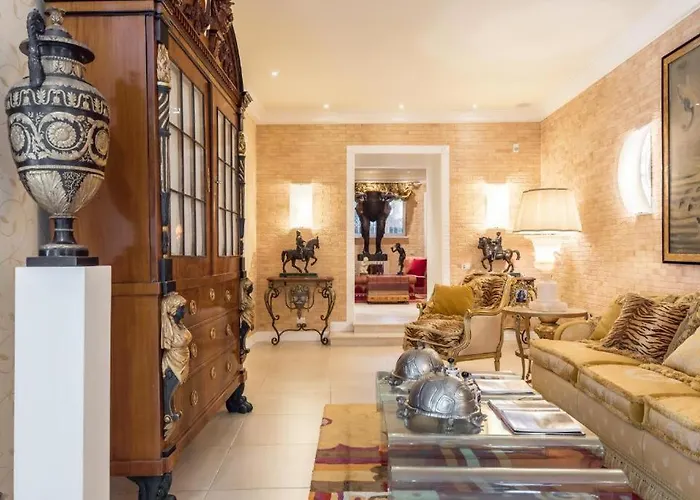 Ito Konukevi La Spezia