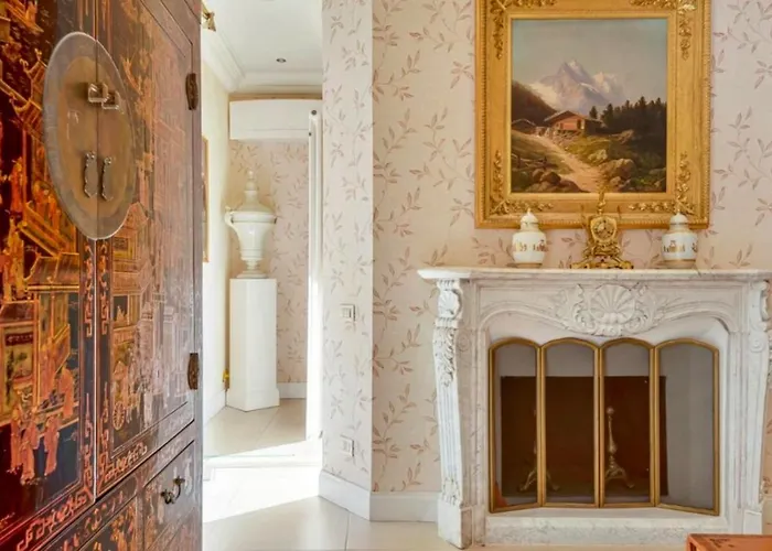 Konukevi Ito La Spezia